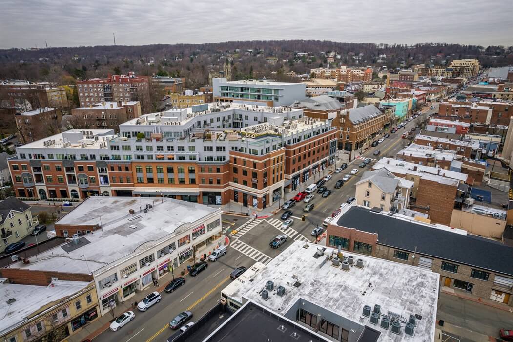 Neighborhood Guide to Montclair
