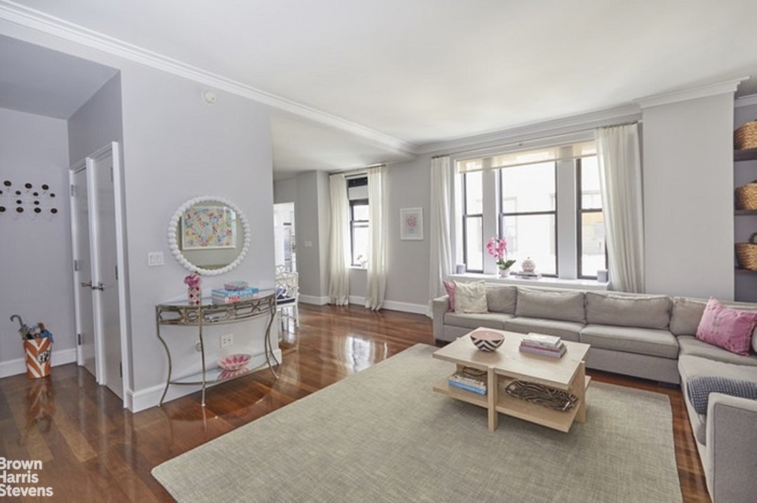 Photo 1 of 219 West 81st Street 7B, Upper West Side, NYC, $8,000, Web #: 21659642